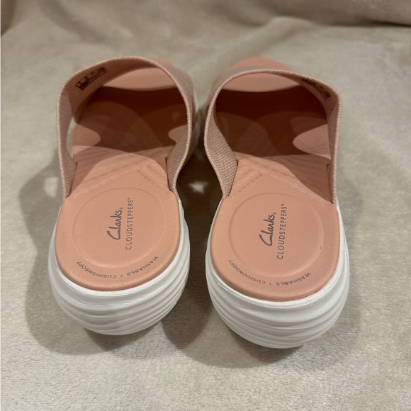 Clarks womens Marin Coral Slide Sandal, Light Pink Knit, 8.5 US - Picture 3 of 6